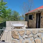 Comfortable House In With Garden * Cortes do Meio