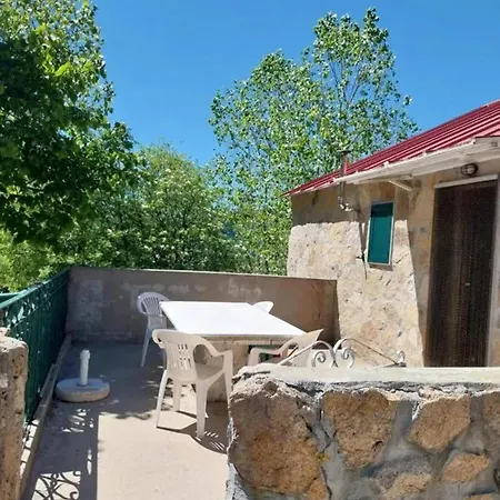 Comfortable House In With Garden Cortes do Meio