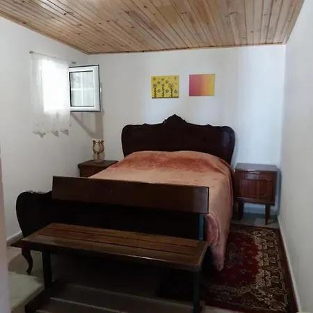 度假居 Comfortable House In With Garden Cortes do Meio