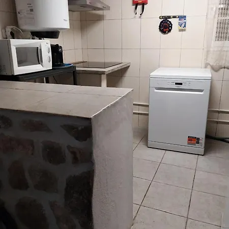 Comfortable House In With Garden Cortes do Meio