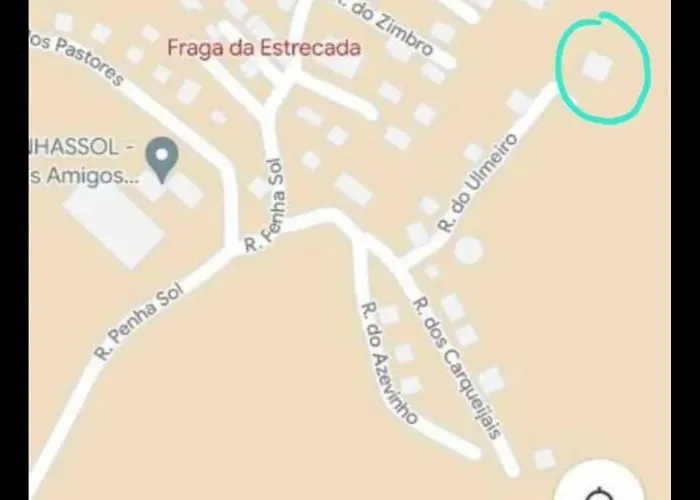 Comfortable House In With Garden *